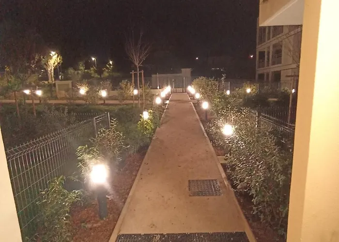 Avec Parking Prive, Piscine 300m אנטיב