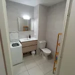 Appartement Avec Parking Prive, Piscine 300m *